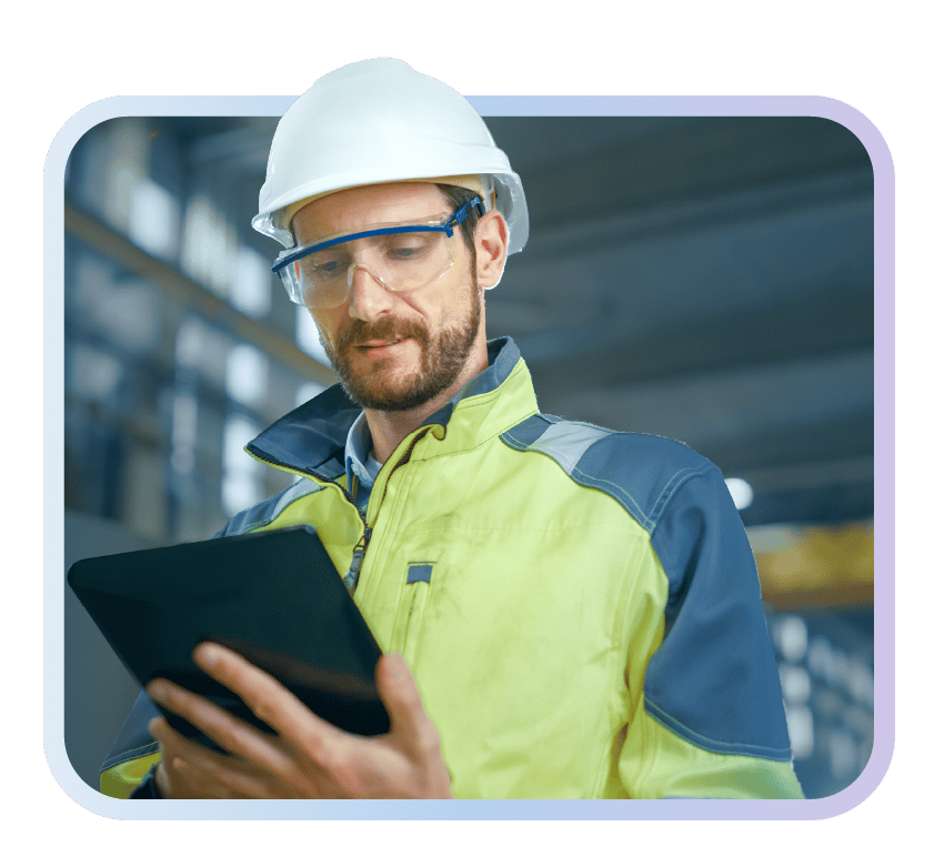 manufacturing-man-helmet-ipad