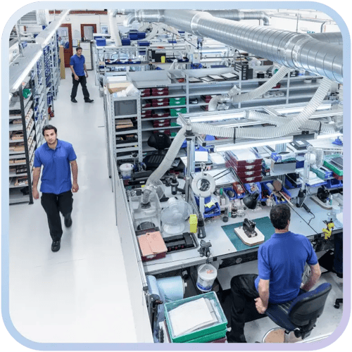 ind-altcontent-manufacturing-worker-bullpen