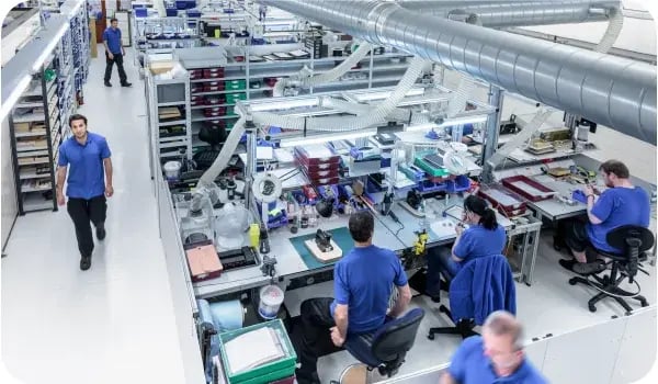 thumb-manufacturing-curved